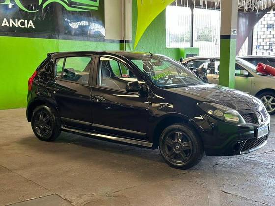 RENAULT SANDERO 1.6 PRIVILÈGE 8V FLEX 4P MANUAL